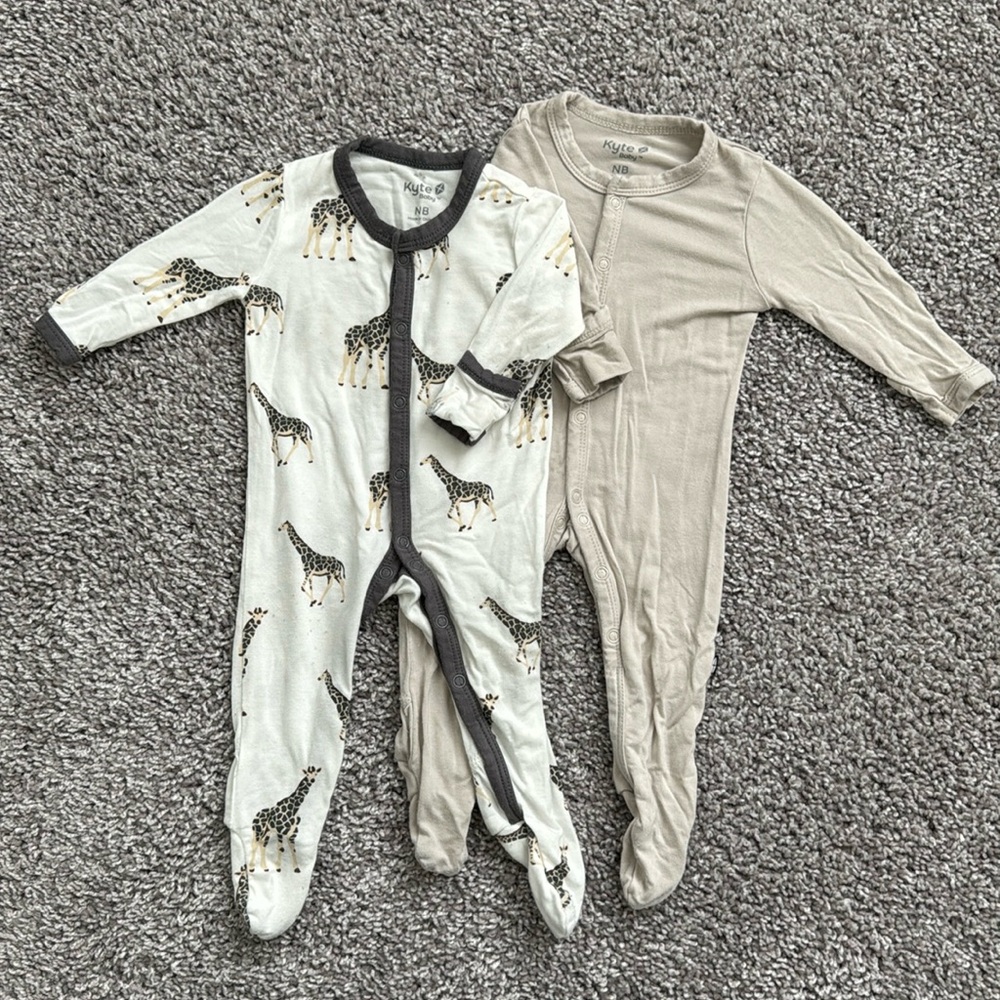Kyte Baby newborn footies, GUC